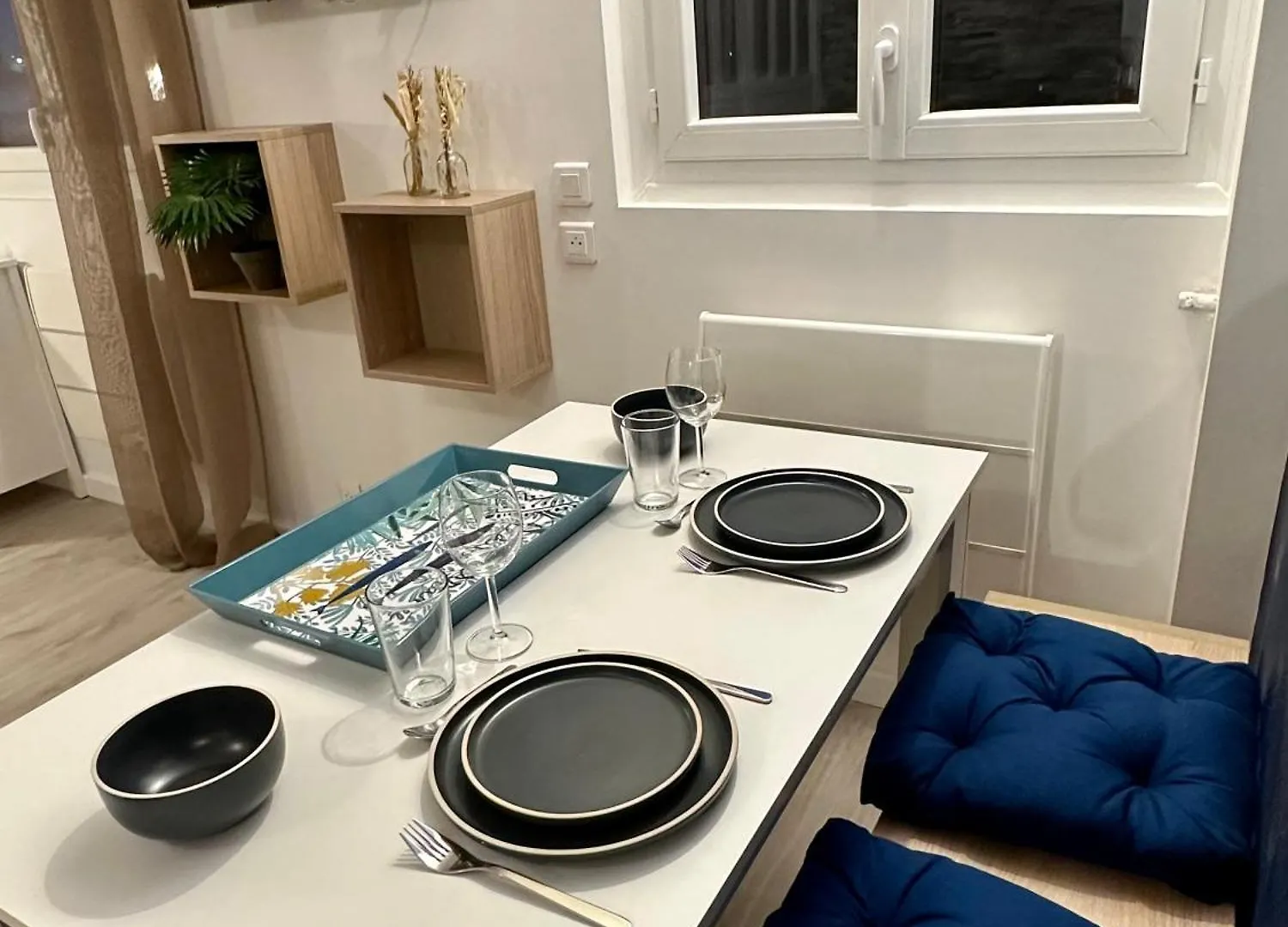 Apartment Appartement Proche De Cannes Avec Parking Prive Le Cannet