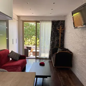 Apartment Dans Privee A 15 Mn De Cannes, Le Cannet