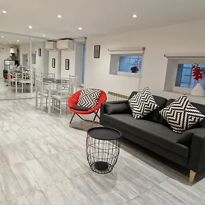  Appartement 50 M2 Dans Maison Privative Avec Terrasse Et Jardin Privée